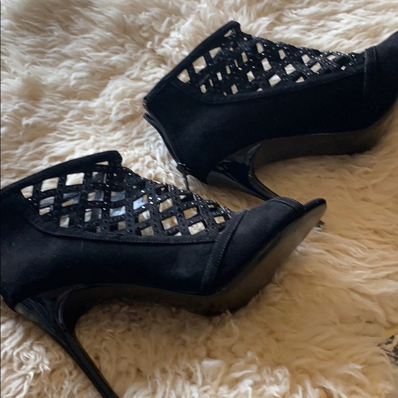 Fun Nina Heels - Picture 4 of 8